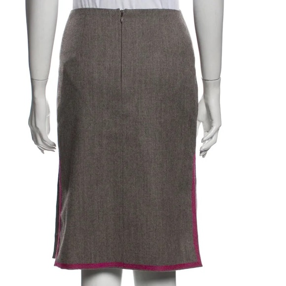 Moschino Cheap and Chic Wool knee length straight skirt with embroidered pattern - Picture 2 of 13